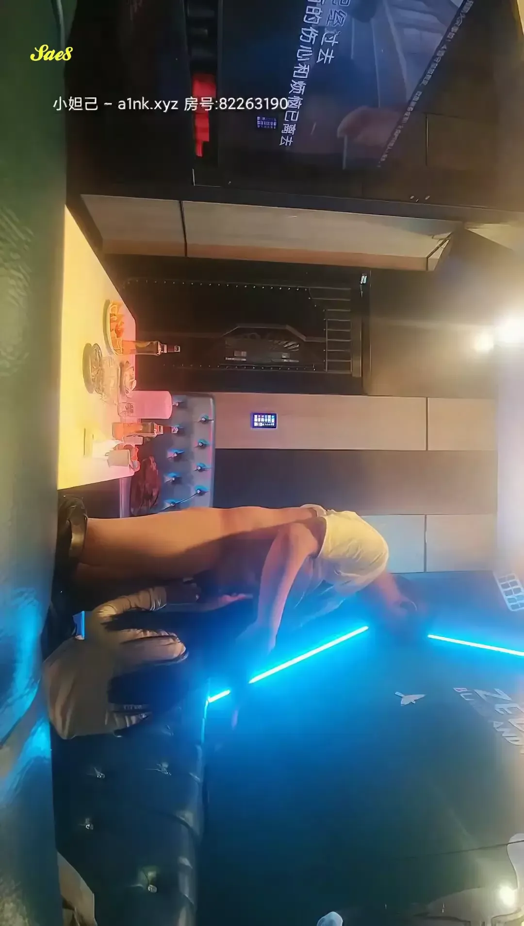 KTV采花郎刚下海的陪酒小妹现场拿下