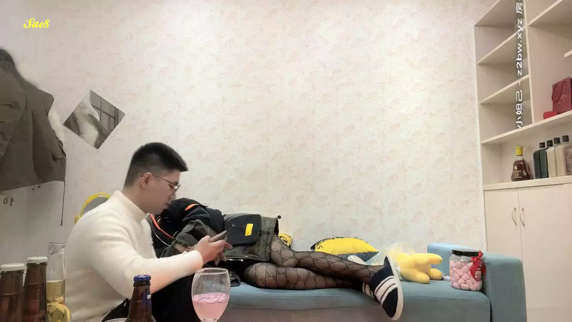 白嫖探花化身周易大师约喜欢研究星座命运的大奶妹1